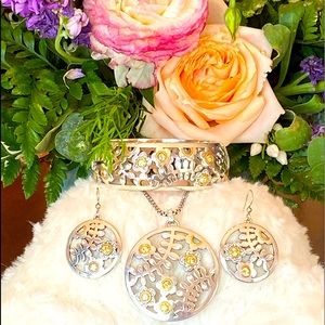 Brighton FRANCESCA Silver Champagne gold Flowers Necklace Bracelet Earrings RARE
